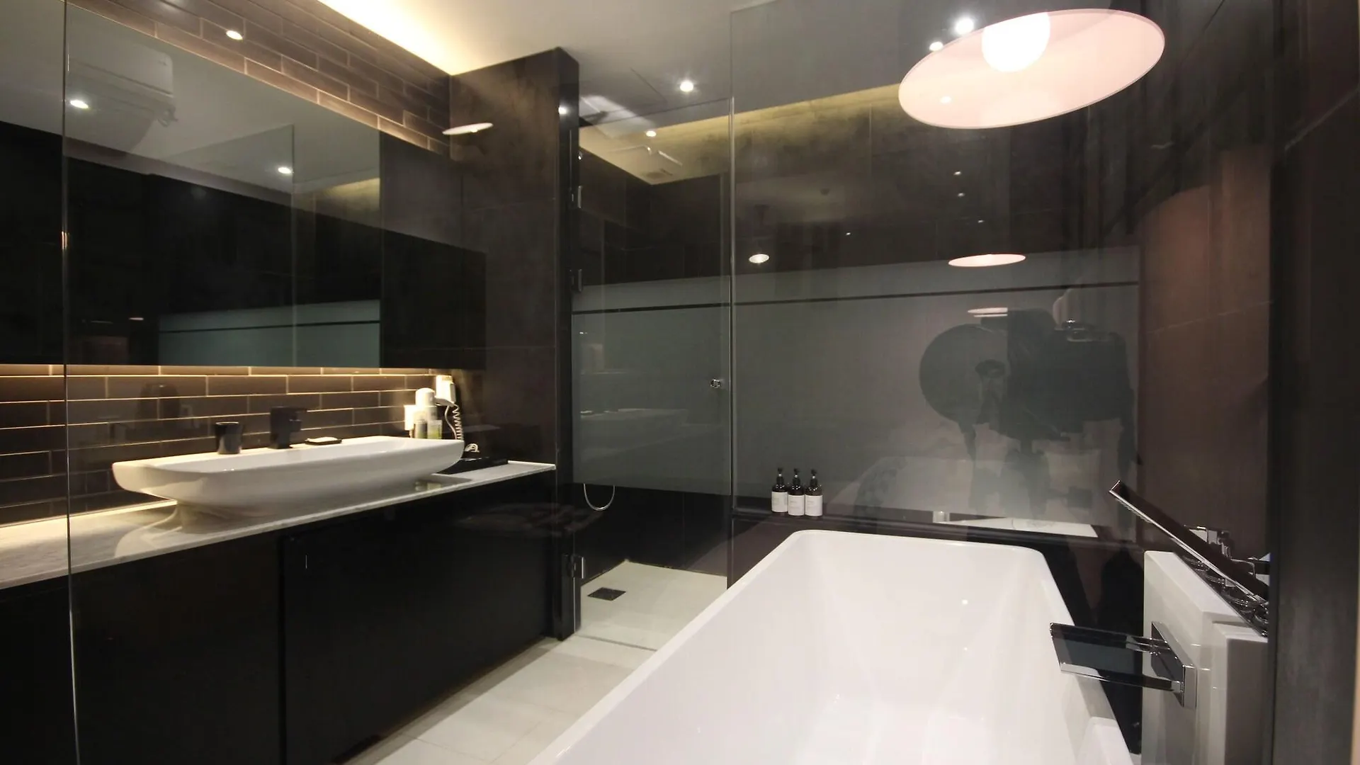 Club Hotel Busan 3*,