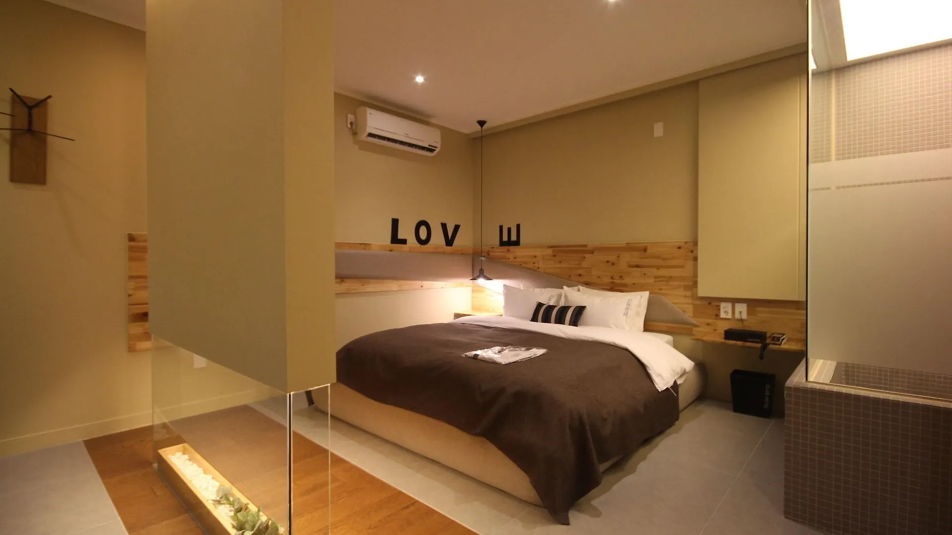 Club Hotel Busan 3*,