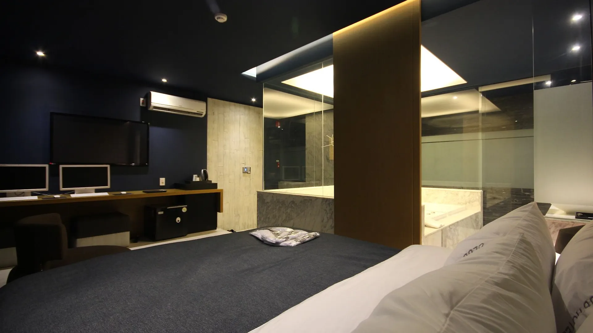 ***  Club Hotel Busan South Korea